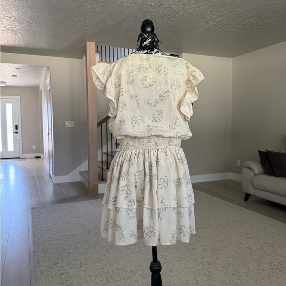 Floral Cream Dress - Cara Loren - Picture 9 of 10